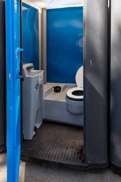 Best Porta potty delivery and setup  in Monticello, IA