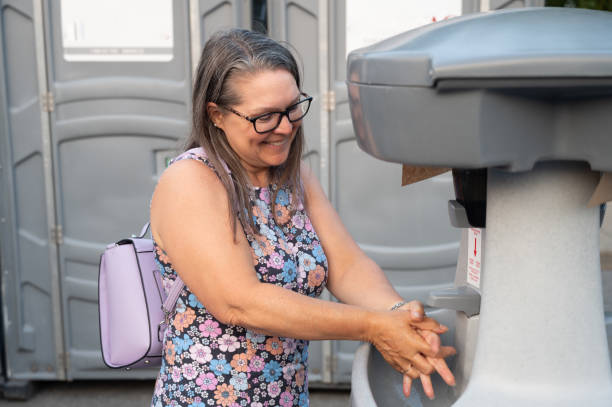 Best Wedding porta potty rental  in Monticello, IA